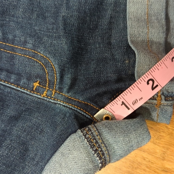 Time & Tru Maternity Denim Shorts - Picture 5 of 9